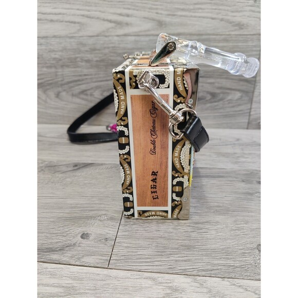 Cigar Box Purse Adorable Kitten's Design Silver Trim Sequins Checker Interior - Picture 7 of 16